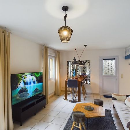 Maison Cosy - Jardin Privatif - Proche Magasin D'Usine Пон-Сент-Марі Екстер'єр фото