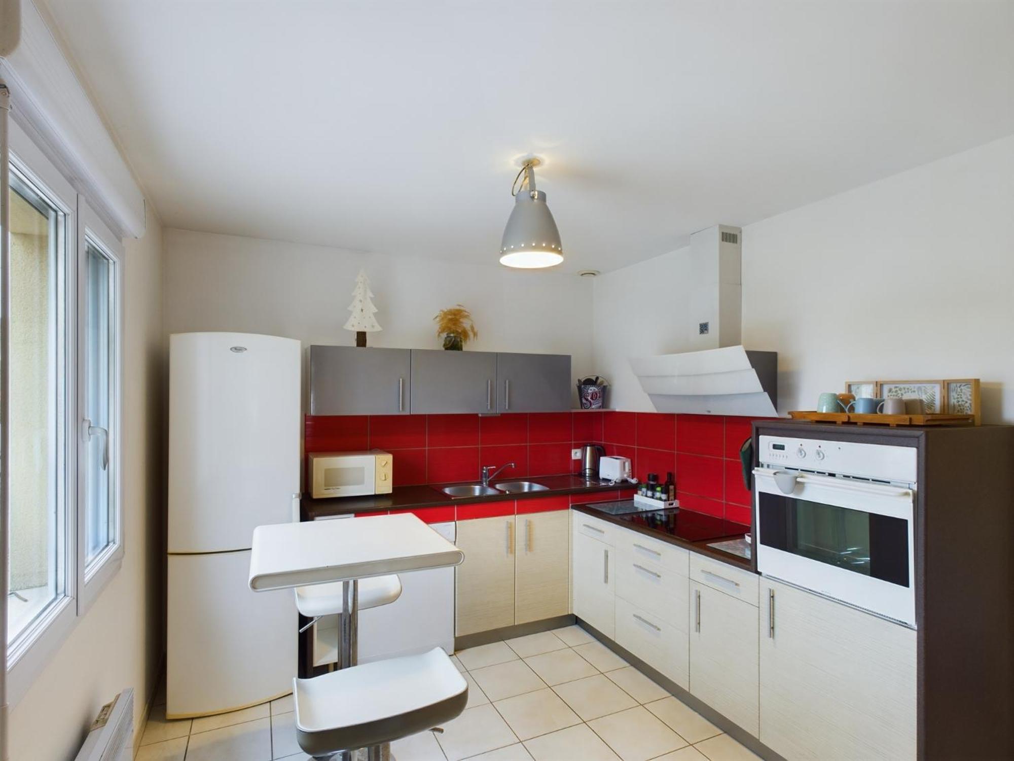 Maison Cosy - Jardin Privatif - Proche Magasin D'Usine Пон-Сент-Марі Екстер'єр фото